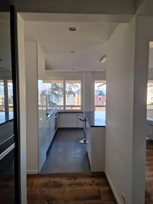 Appartement De Standing Au Centre De Geneve  Genève