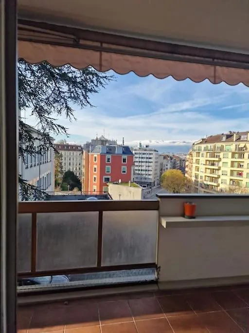 Appartement De Standing Au Centre De Geneve